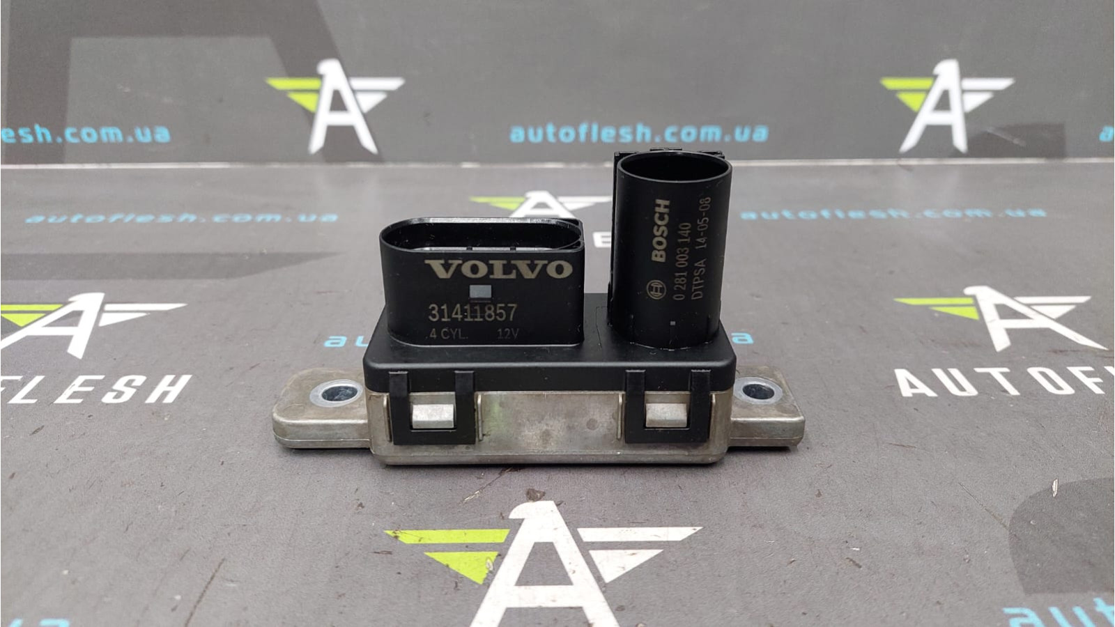 Реле свечей накала 0281003140, 31411857 2.0 D Volvo вольво бу